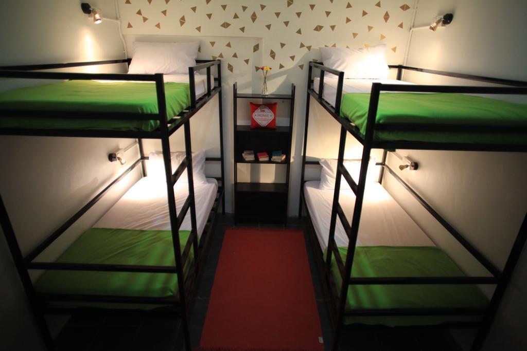 Homie Kl Hostel Куала Лумпур Екстериор снимка